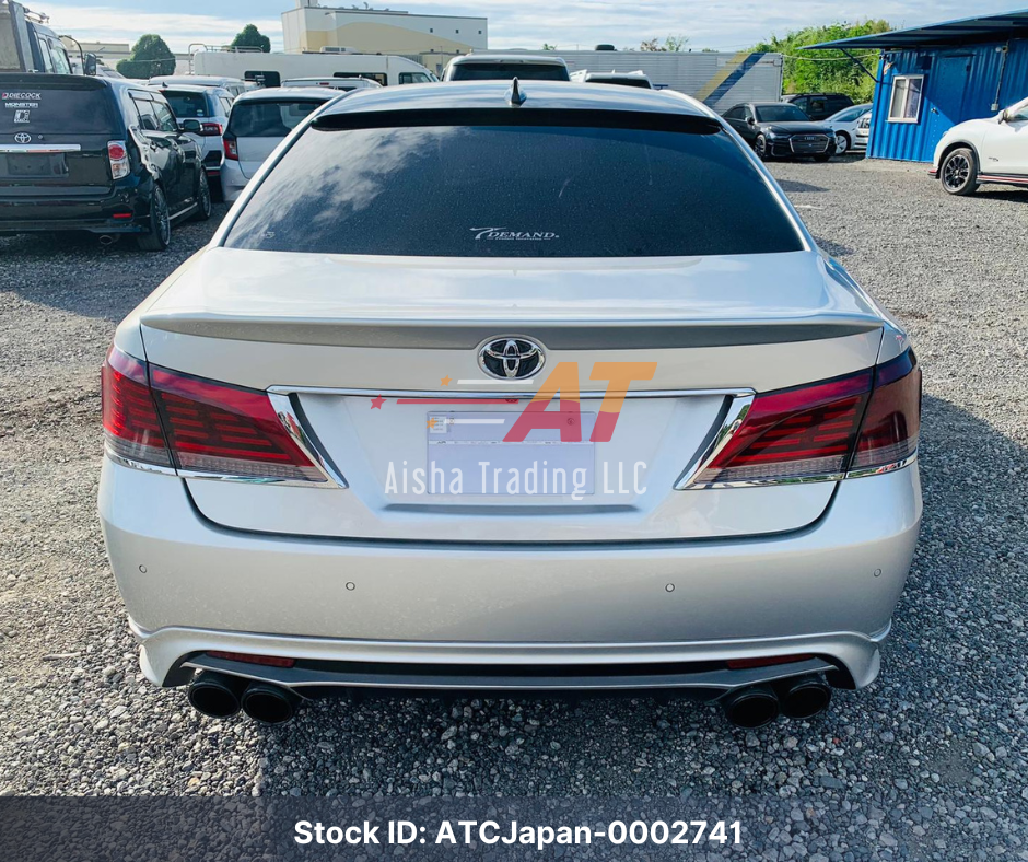 2017 Toyota Crown